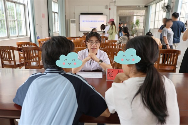 关爱培智学生健康 共患病专业义诊帮扶——南宁市社会福利医院专家团队走进南宁市培智学校开展爱心义诊活动
